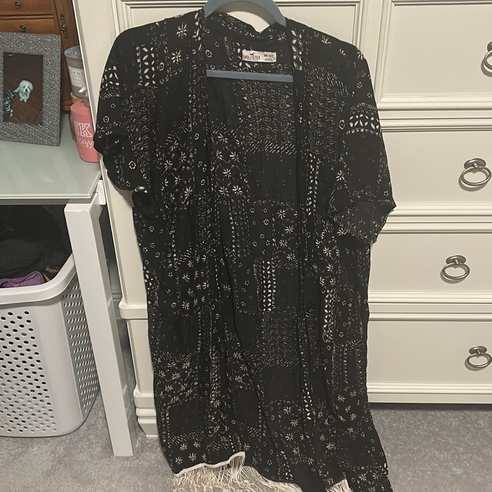 Black Pool Hollister cover